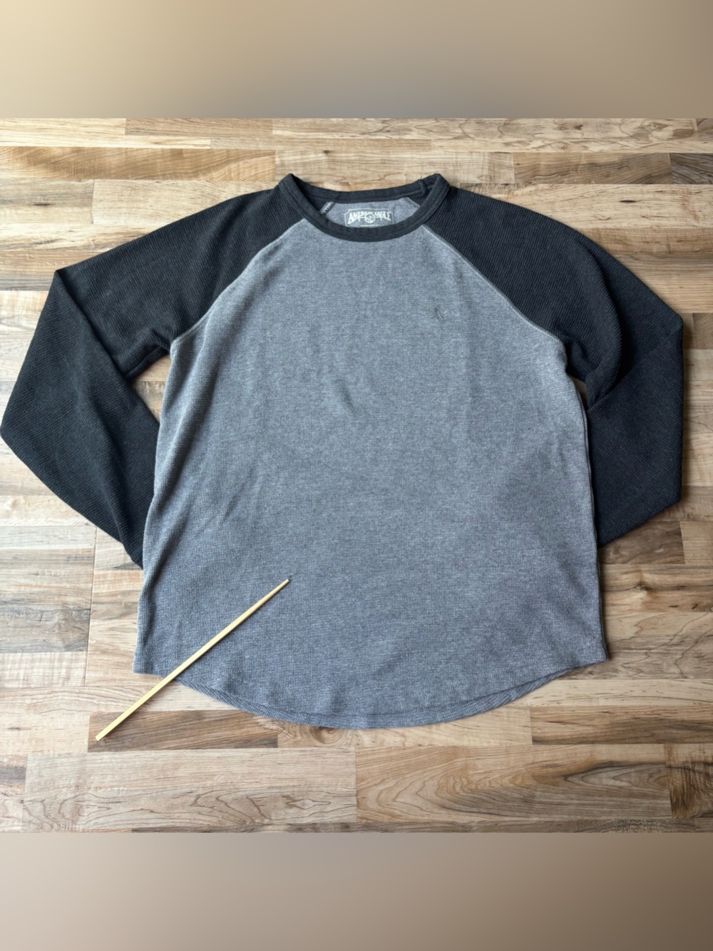 American Eagle Men's Thermal Shirt Gray Raglan Waffle Knit M Cabin Grunge - Picture 3 of 13